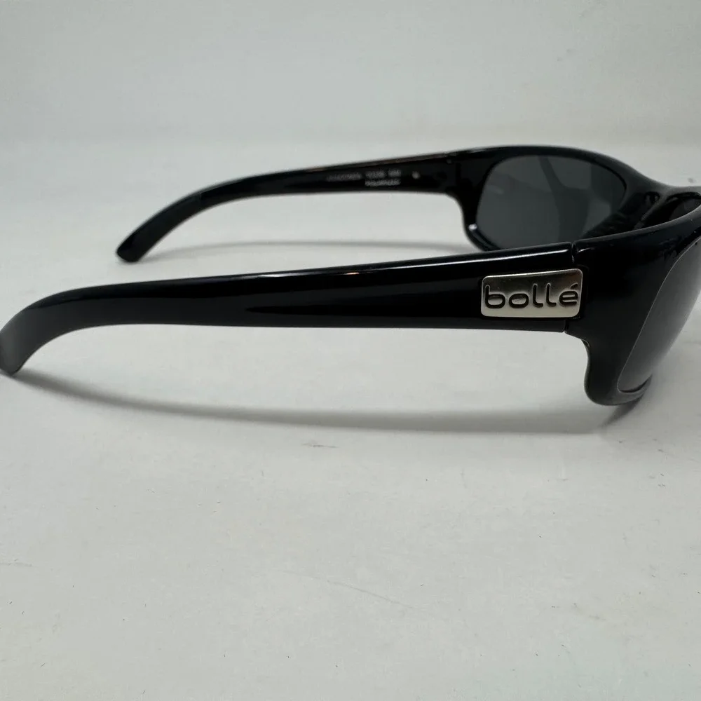 Bolle Anaconda 10338 Polarized Sport Sunglasses Black Wrap Around with Case